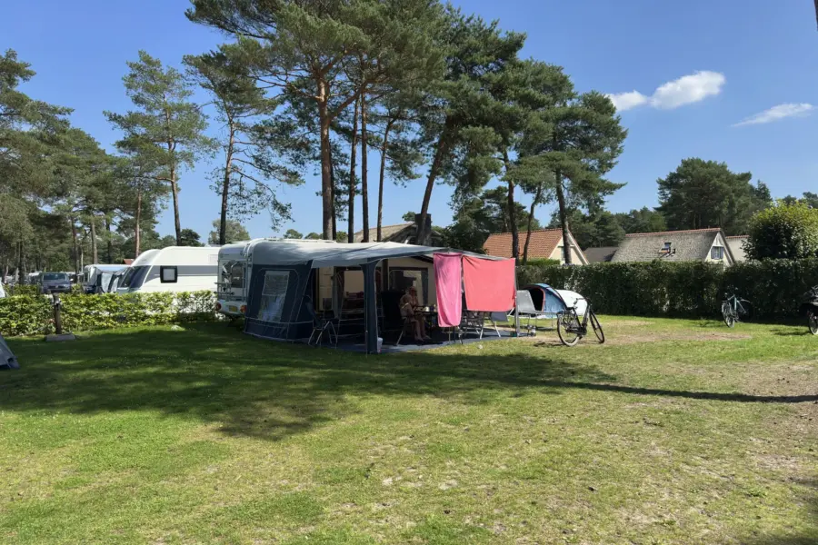 Camping Veluwe met privé sanitair Buizerd 2